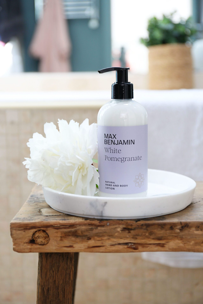 Hand &amp; Body Wash &amp; Lotion-Geschenkset / White Pomegranate