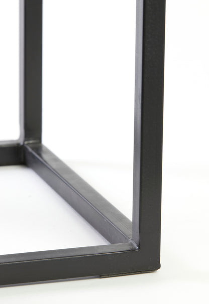 Das stählerne Design zeugt von Robustheit und Langlebigkeit