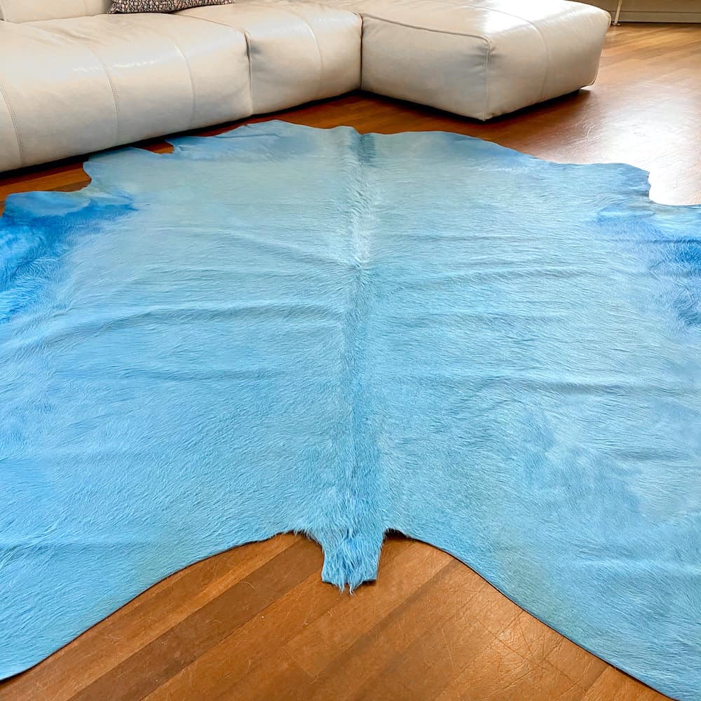 Kuhfell Teppich Himmel Blau