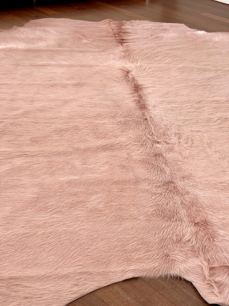 Kuhfell Teppich softrosa