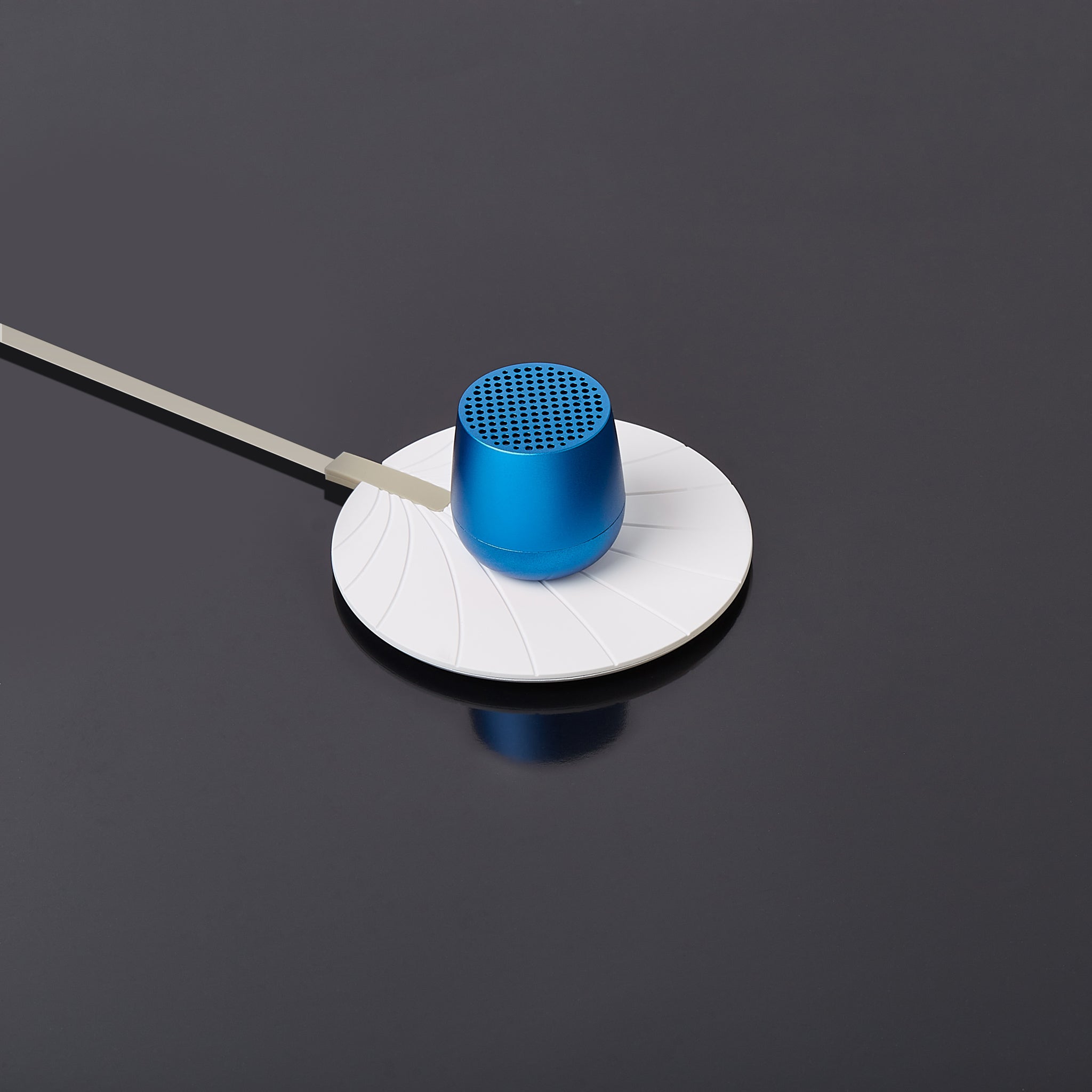 Bluetooth Lautsprecher MINO+, verschiedene Farben der Marke Lexon