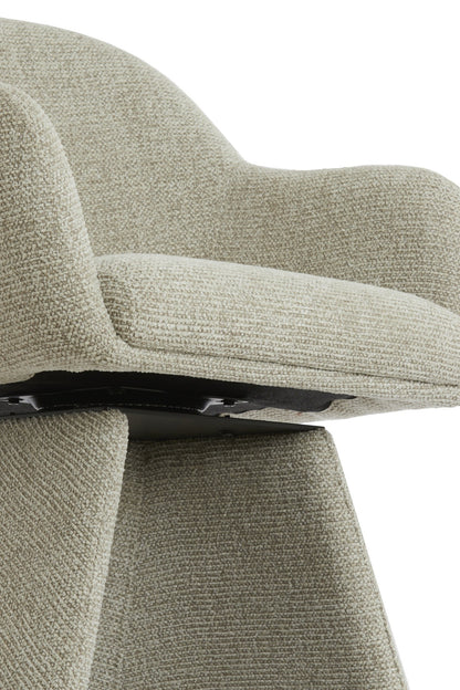 Design Armlehnstuhl für Esszimmer oder Wohnbereich