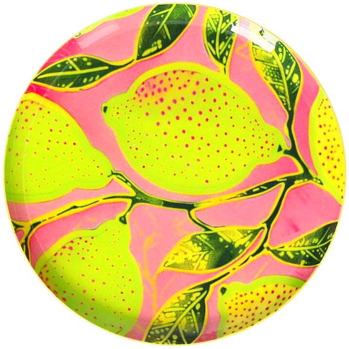 Rundes Tablett aus Eisen mit Zitronenmotiv in Rosa und Gelb