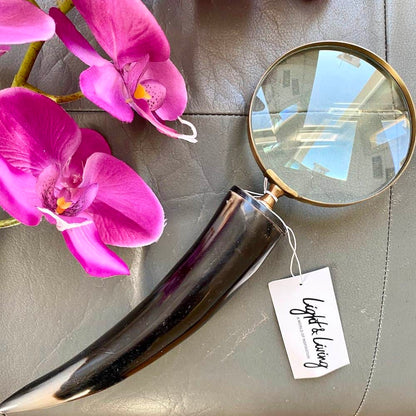 Lupe MAGNIFIER