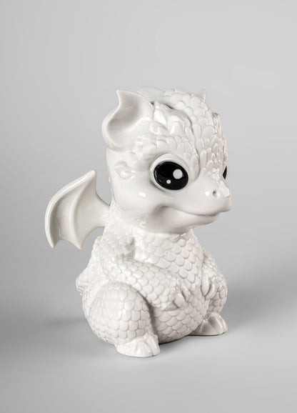 Kunstvolle Baby Dragon Skulptur mit mattem und glänzendem Finish