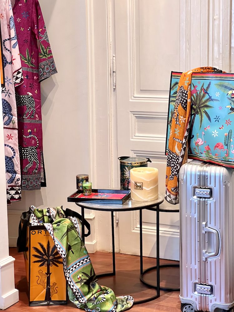 ortigia-sicilia-rimowa-accessoires