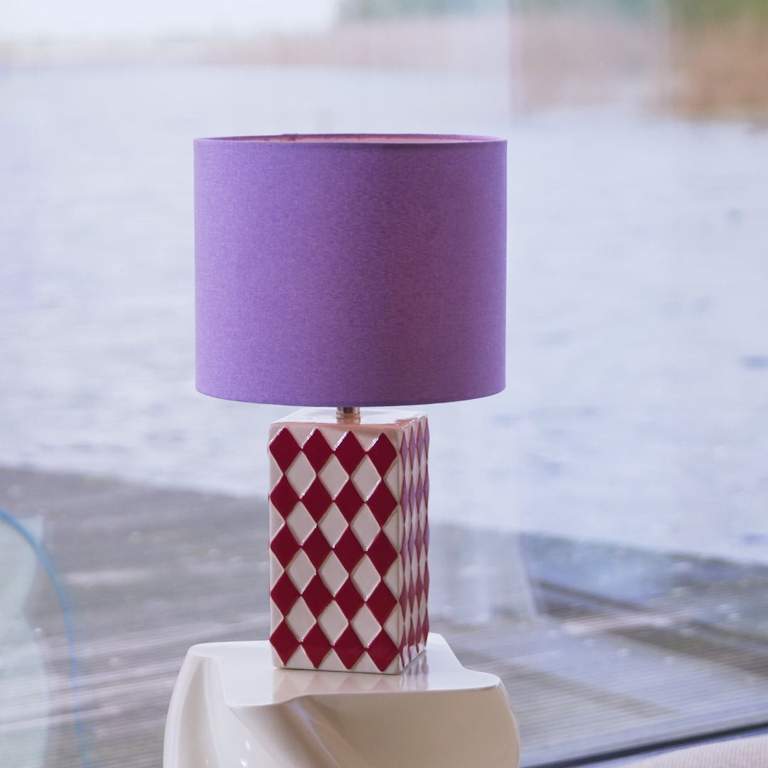 &amp;k Amsterdam Tischleuchte „Grid“ Video