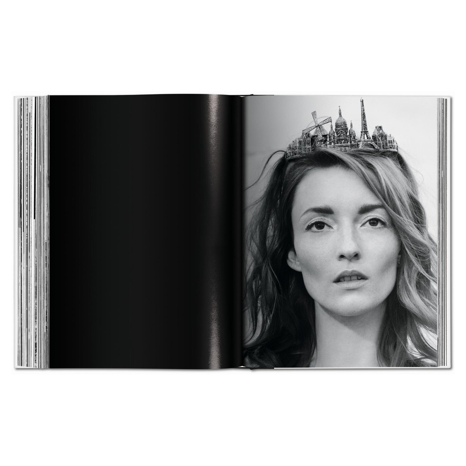 Signierter Fotoprint aus der limitierten Edition Rose cest Paris von Bettina Rheims

