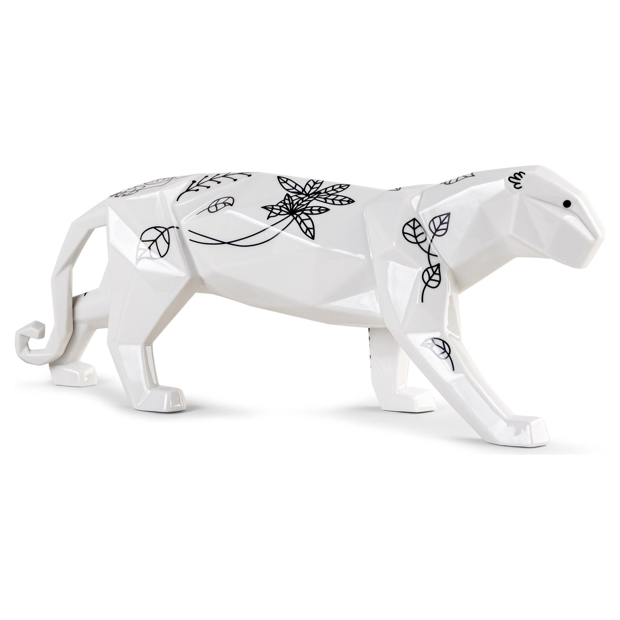 Panther Skulptur Porzellan – moderne Dekofigur mit Pflanzenmuster