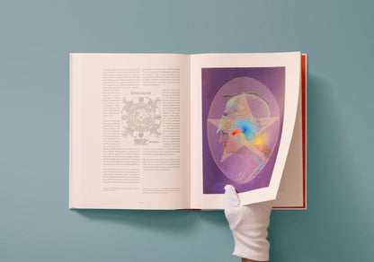 Secret Teachings of All Ages mit kunstvollem Goldfoliendruck
