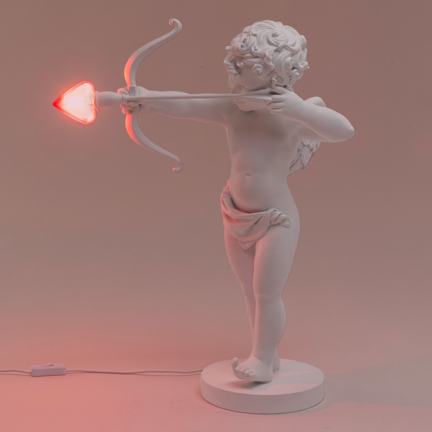 Seletti Cupid Lamp – Tischlampe mit Herz-Leuchtmittel