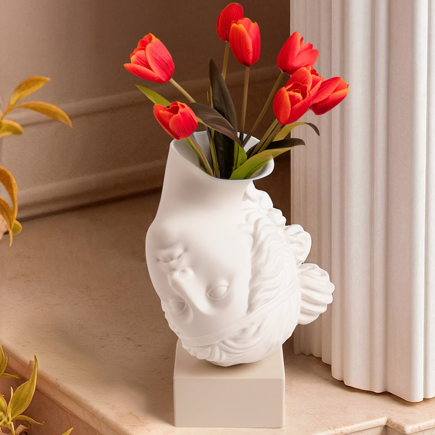 Skulpturale Vase von Seletti aus weißem Porzellan, Design von Marcantonio