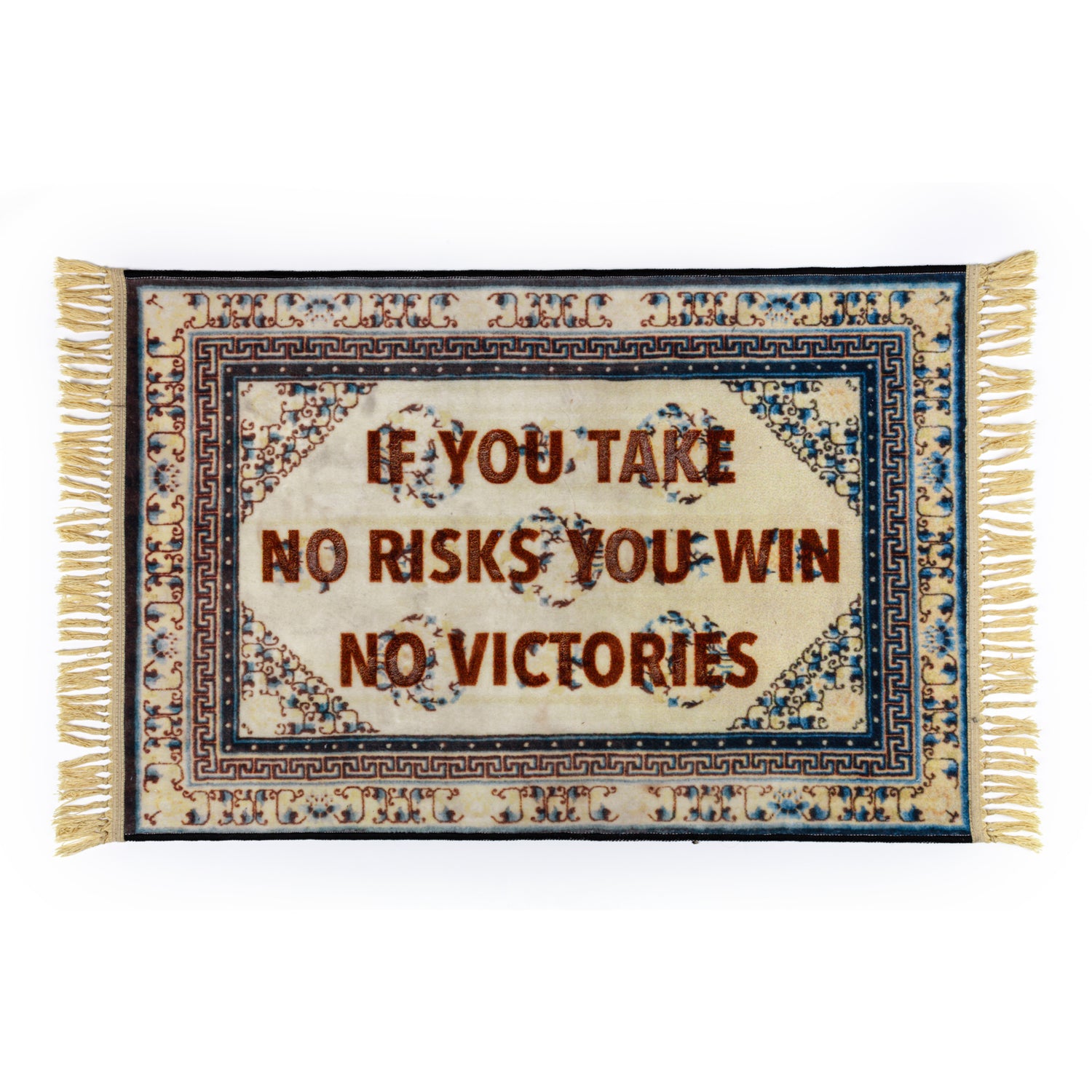 Seletti BURNT CARPET CHOICES Teppich mit Zitat „IF YOU TAKE NO RISKS YOU WIN NO VICTORIES“