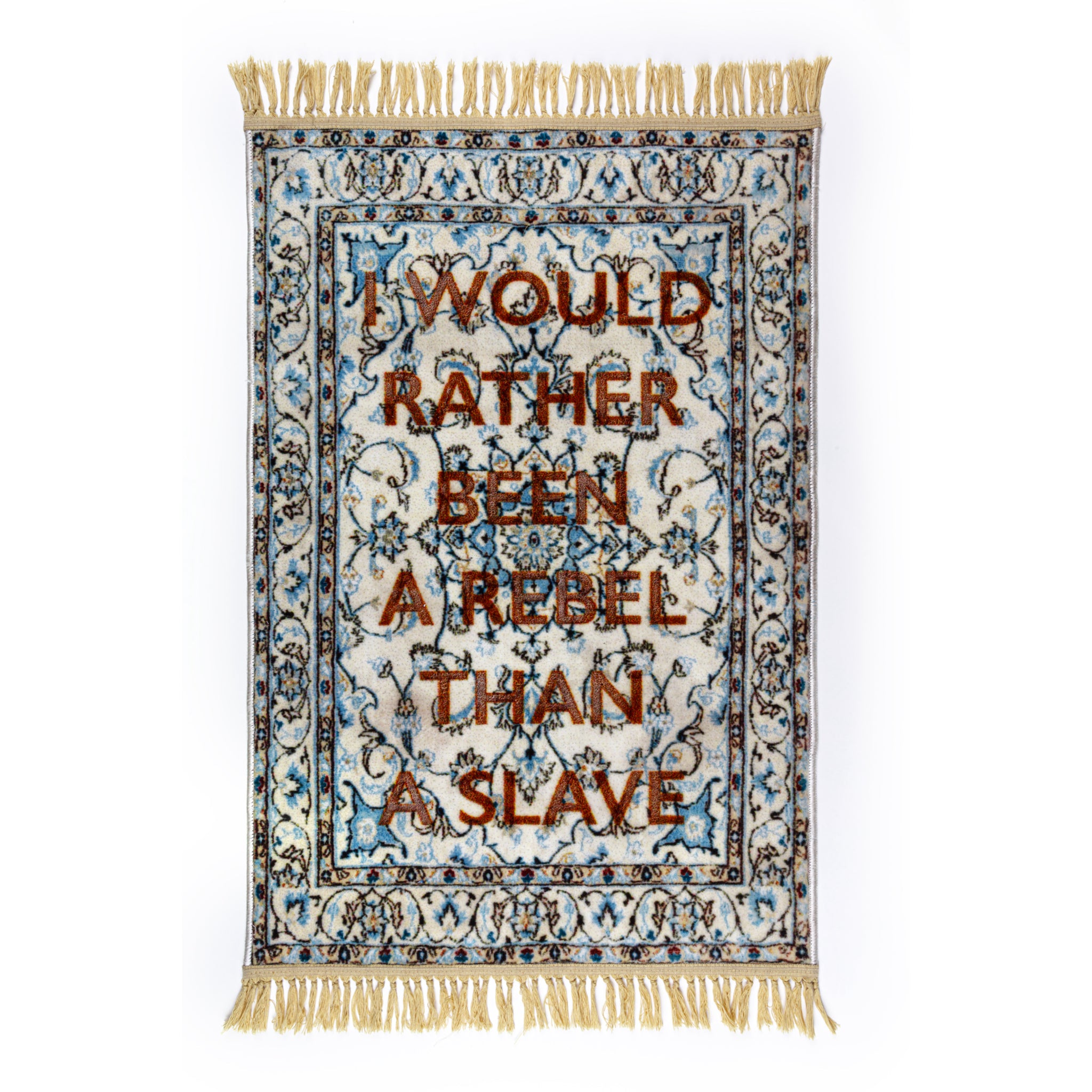 Seletti BURNT CARPET REBEL Teppich mit Schriftzug „I WOULD RATHER BEEN A REBEL THAN A SLAVE“
