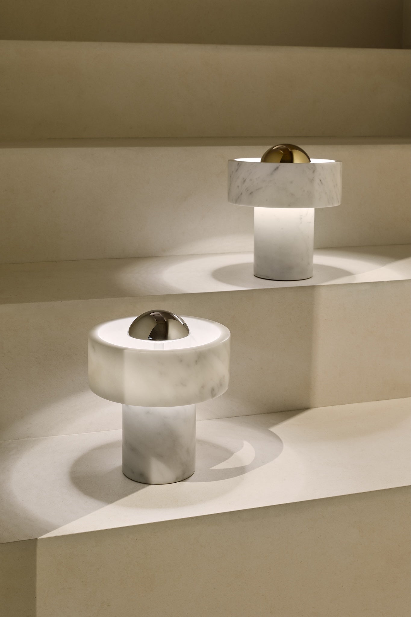 Tischleuchten LED portable Stone aus Marmor von Tom Dixon