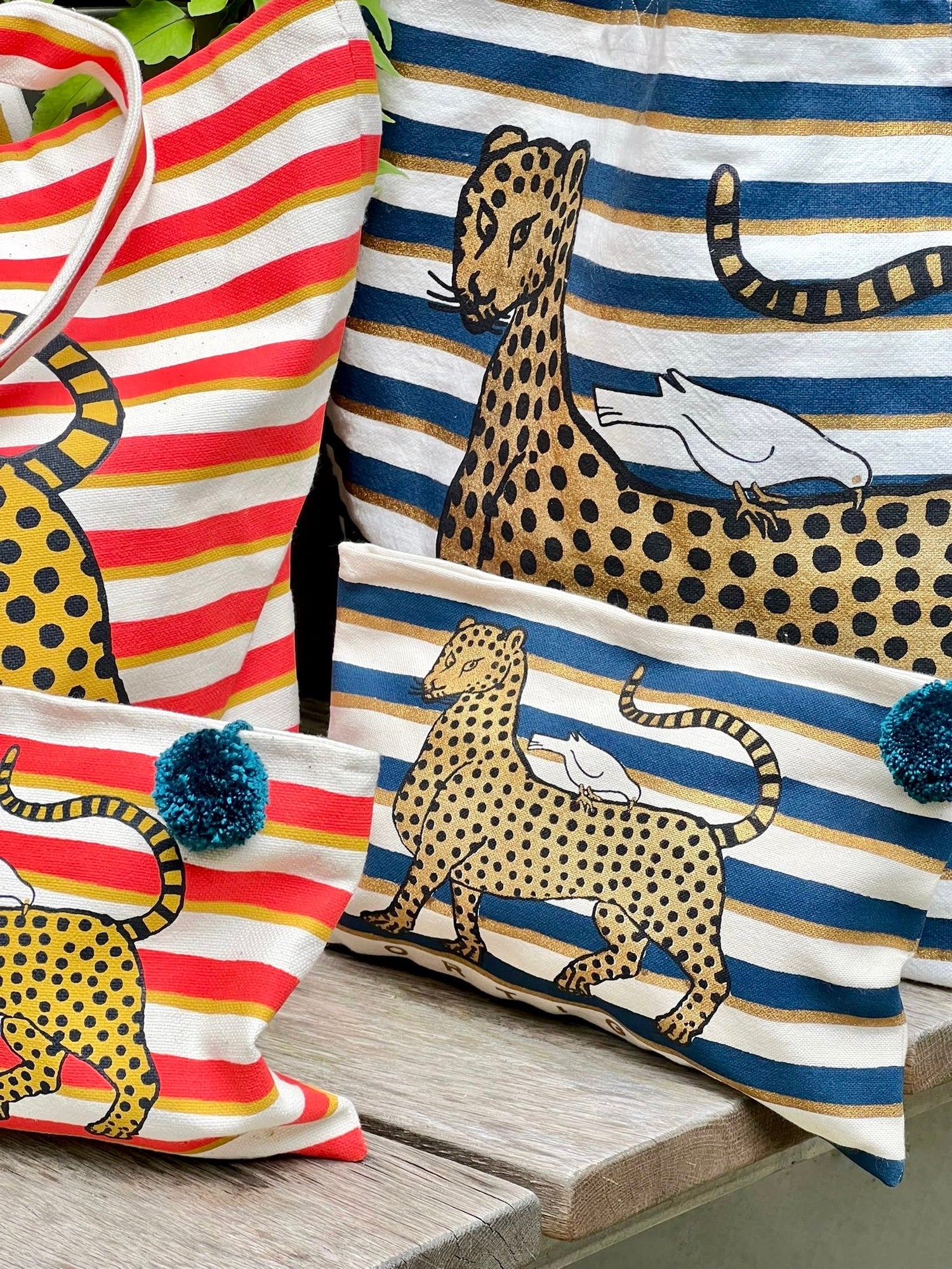 Strandtaschen und Strand-Clutch