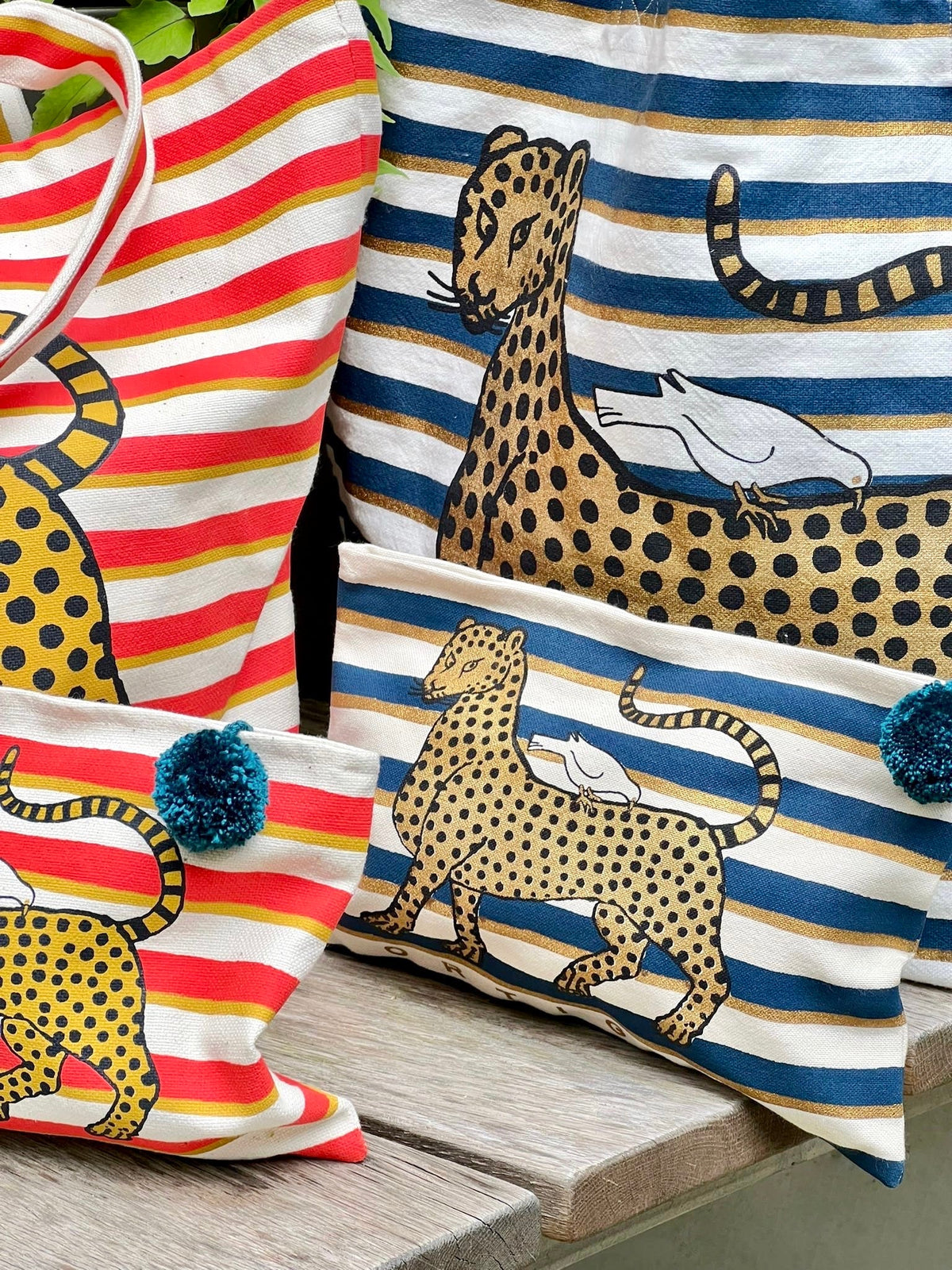 Strandtaschen und Strand-Clutch