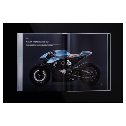 Motorrad-Sammelband mit ChromaLuxe-Aluminiumprint