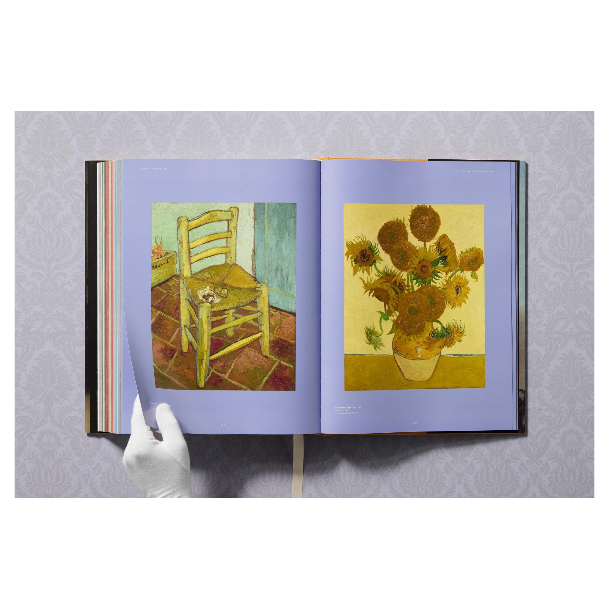 Innenaufnahme des National Gallery Bildbands mit Werken berühmter Künstler

