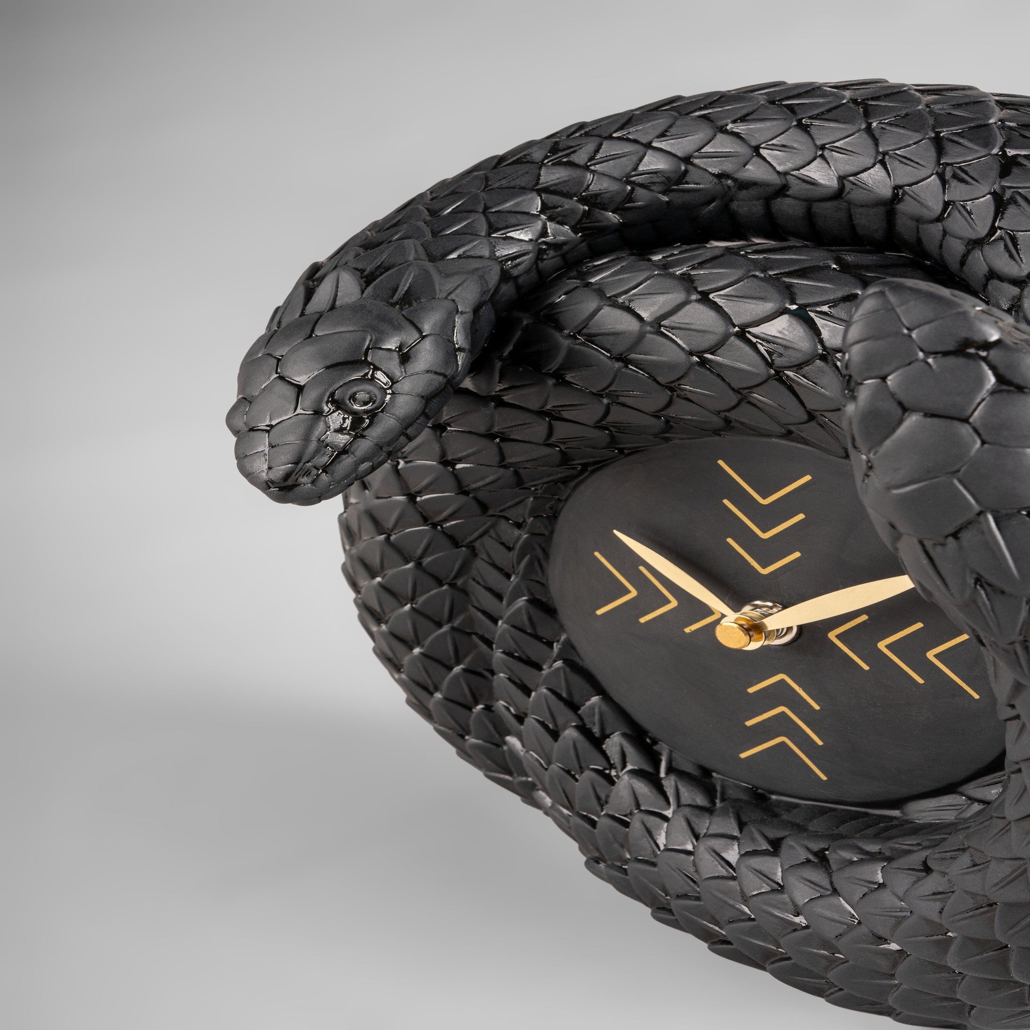 Porzellan Schlangenuhr exklusives Geschenk Designliebhaber