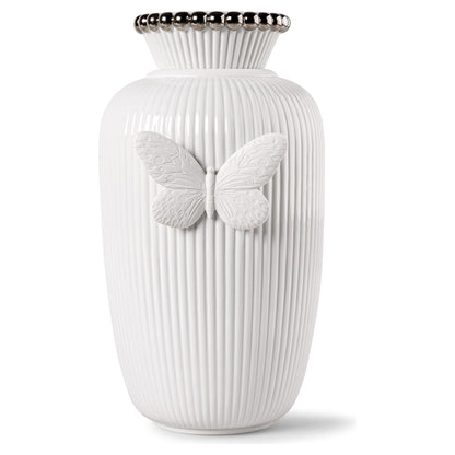 Designvase LADY LUCK aus Porzellan mit appliziertem Schmetterling