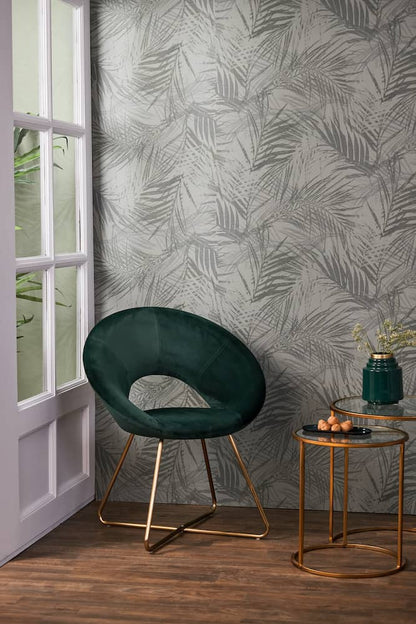 Loungesessel und Beistelltisch